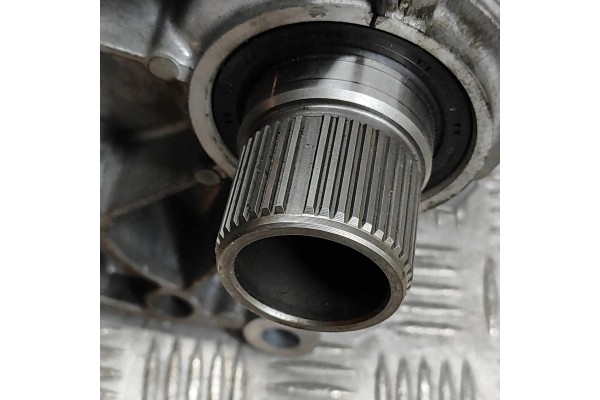 Reductor delantero Mazda CX-5 (KF) KN0327500 29395136 2.2L 110kW 2018