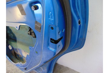 AZUL PUERTA TRASERA DERECHA FORD FOCUS BERLINA (CAP) Trend 2005 AZUL 199410 FORD - 1