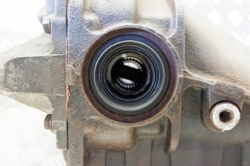 Reductor trasero LEXUS IS II (GSE2, ALE2, USE2) 4111053211 2.5L gasoli