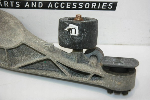 BMW Series 2 Rear Differential Holder OEM 33366858474 Catalog number of the part P849028