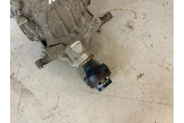 FORD MUSTANG VI REAR DIFFERENTIAL 2300CM3 2020 JR3W4000HB Part manufacturer Ford OE