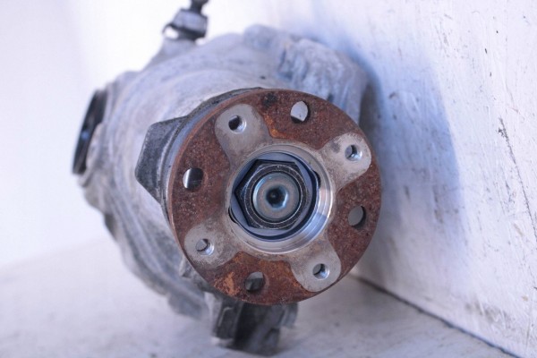 2015 BMW X1 E84 Front differential 7533972 Part manufacturer BMW OE