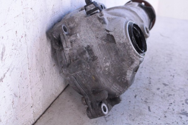 2015 BMW X1 E84 Front differential 7533972 Catalog number of the part 7533972