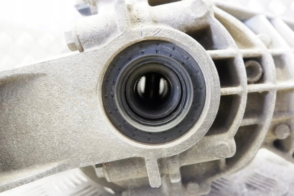 Rear reducer VW TOUAREG 7P5 0BP525015H 3 0L diesel 180kW 2012 Catalog number of the part 0BP525015H