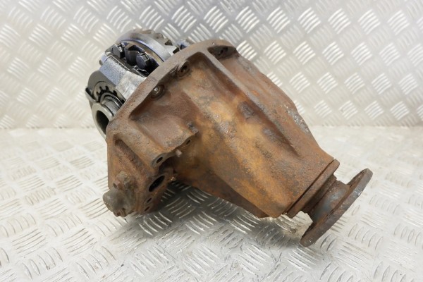 Rear reducer TOYOTA LAND CRUISER 120 _J12_ 411106A350 3 0L diesel 120kW
