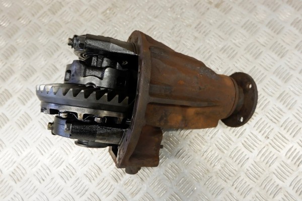 Rear reducer TOYOTA LAND CRUISER 120 _J12_ 411106A350 3 0L diesel 120kW Catalog number of the original 411106A350