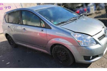 TOYOTA COROLLA VERSO (R1) 2.2 D-4D Sol