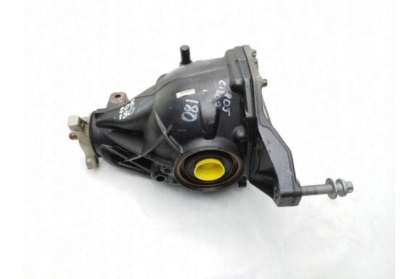 Rear reducer MERCEDES BENZ C W205 A2053509114 1 8L gasoline 95kW 2016 Part manufacturer Mercedes Benz OE