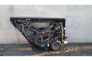 NEGRA PUERTA TRASERA IZQUIERDA AUDI A4 BERLINA (8E) 1.9 TDI 2006 NEGRA 154867 AUDI - 1