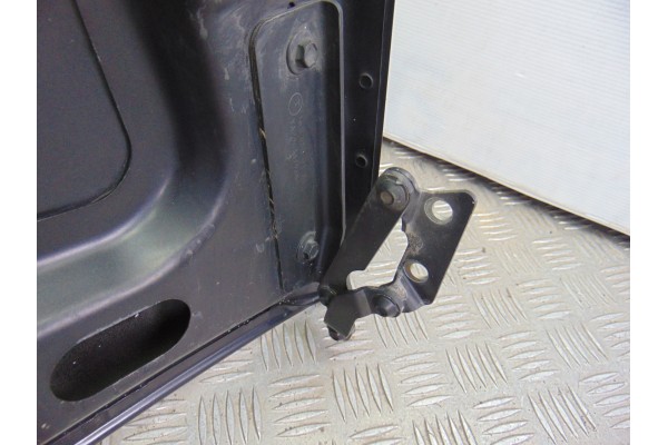 NEGRO CAPO MERCEDES-BENZ CLASE A (BM 168)