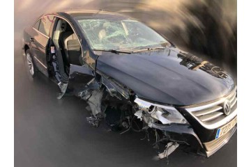 VOLKSWAGEN PASSAT CC (357) Básico