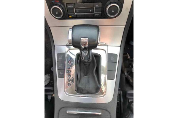 VOLKSWAGEN PASSAT CC (357) Básico