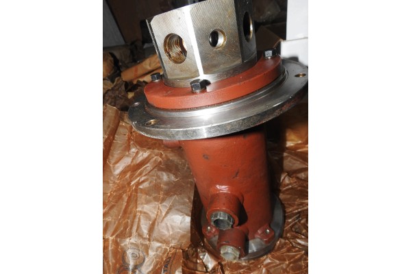 Conector giratorio válvula hidráulica grúa Star 660 ZSH-6 R-061 Ł-