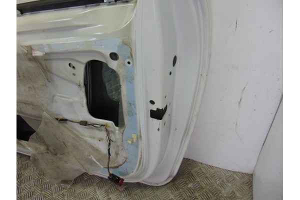 BLANCA PUERTA DELANTERA DERECHA OPEL CORSA D Selective 2011 BLANCA 200572 OPEL - 1