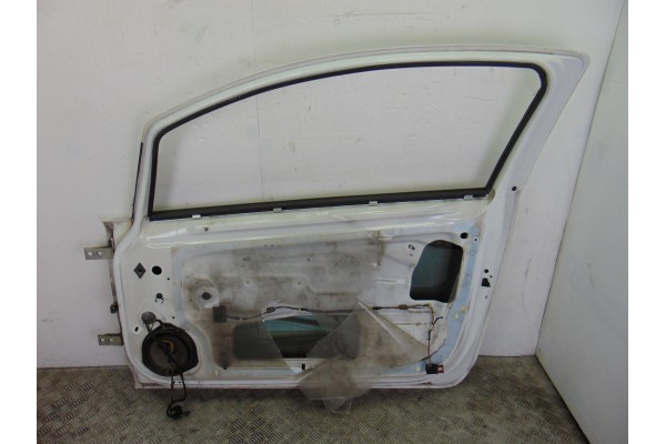 BLANCA PUERTA DELANTERA DERECHA OPEL CORSA D Selective 2011 BLANCA 200572 OPEL - 2