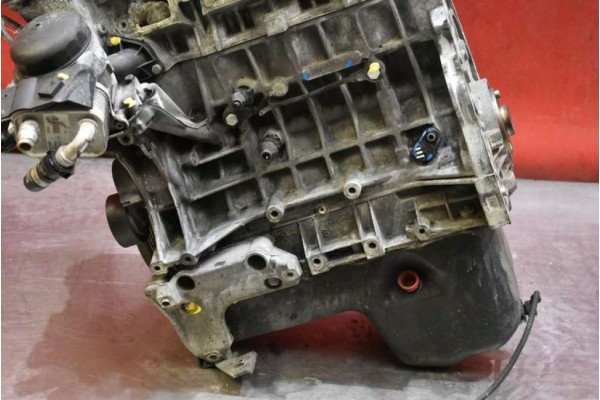 ENGINE GASOLINE POST 75163280AAB BMW E46 2 0i 143 HP 01 06 COMPRESSION Car type passenger cars
