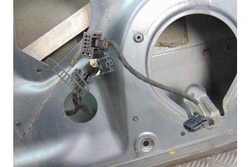 GRIS CENIZA PUERTA DELANTERA IZQUIERDA AUDI A4 AVANT (8E) 2.5 TDI (120kW) 2003 GRIS CENIZA 176300 AUDI - 2