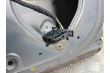 GRIS CENIZA PUERTA DELANTERA IZQUIERDA AUDI A4 AVANT (8E) 2.5 TDI (120kW) 2003 GRIS CENIZA 176300 AUDI - 4