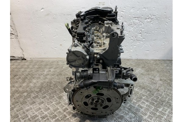 ENGINE PEUGEOT 208 II GT LINE 1 2 THP 20 R Engine type petrol