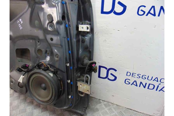GRIS CENIZA PUERTA TRASERA IZQUIERDA AUDI A4 AVANT (8E)