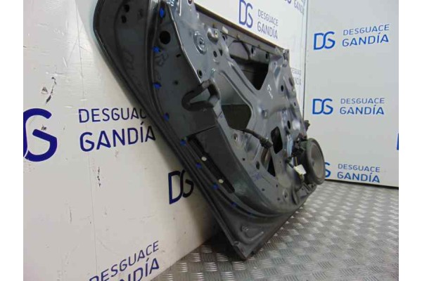 GRIS CENIZA PUERTA TRASERA IZQUIERDA AUDI A4 AVANT (8E)