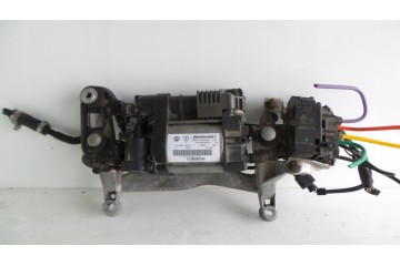 COMPRESSOR SUSPENSION PUMP CAYENNE TOUAREG 7P0698007D DRIVER