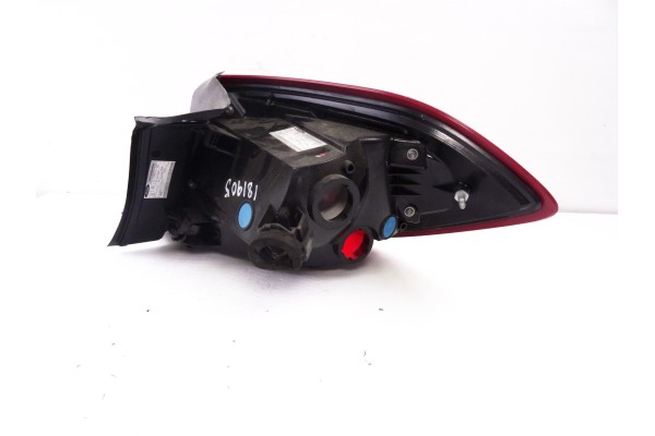 PILOTO TRASERO IZQUIERDO FORD FIESTA (CE1)