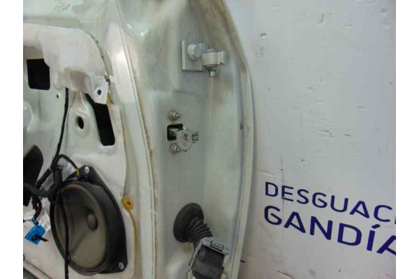 BLANCO PUERTA DELANTERA IZQUIERDA FIAT III PUNTO (199) Easy 2012 BLANCO 183217 FIAT - 2