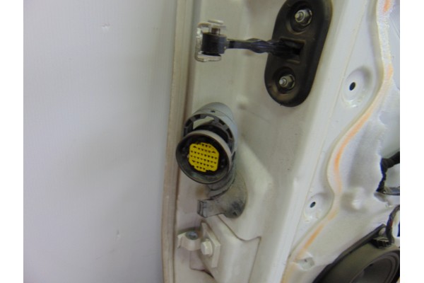 BLANCA PUERTA DELANTERA DERECHA CITROEN NEMO Basis 2012 BLANCA 189344 CITROEN - 2