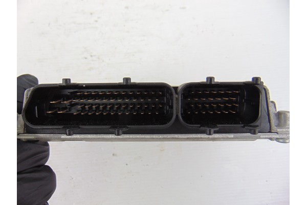 03D906023N  CENTRALITA MOTOR UCE SKODA FABIA (5J2) Active 2009 03D906023N 190459 SKODA - 4