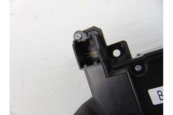 13273255  SISTEMA NAVEGACION GPS OPEL INSIGNIA BERLINA Cosmo 2010 13273255 190570 OPEL - 3