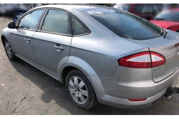 FORD MONDEO BERLINA (CA2) Ghia X