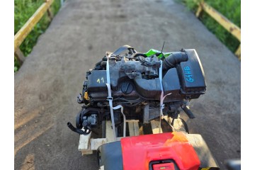 Kia G4HE 1 0 benzyna silnik kompletny z penym osprzetem do montazu Video Part manufacturer Kia OE