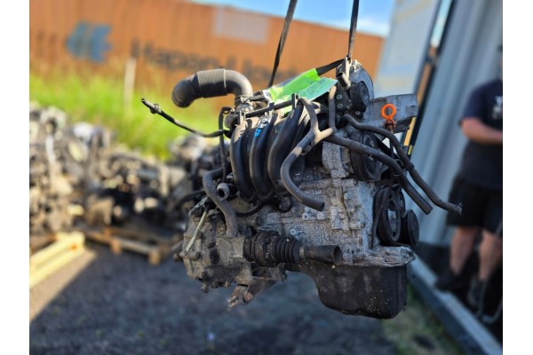Volkswagen BMD 1 2 benzyna silnik kompletny z penym osprzetemmontazu Video Part manufacturer Volkswagen OE