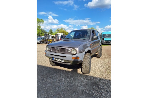 SILNIK KOMPLETNY NISSAN TERRANO 2 7TDi 125 KM Car type 4x4 SUV