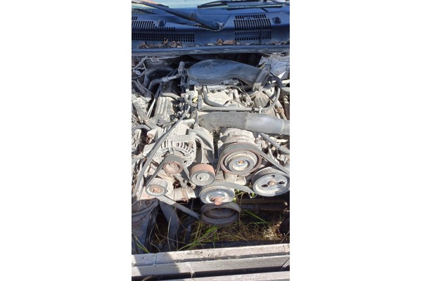 JEEP GRAND CHEROKEE ZJ V8 5 2 ENGINE MOTOR POST