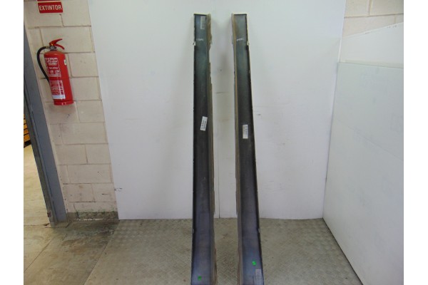 BLANCO  ESTRIBOS LATERALES BMW SERIE 3 BERLINA (F30N) 320d BLANCO 195592 BMW - 1