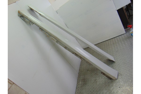 BLANCO  ESTRIBOS LATERALES BMW SERIE 3 BERLINA (F30N) 320d BLANCO 195592 BMW - 2