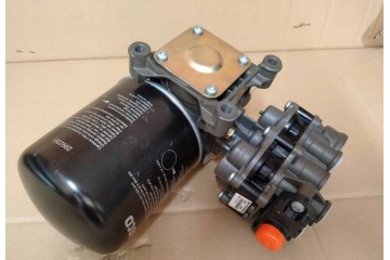 IVECO STRALIS OSUSZACZ POWIETRZA LA8606 K040604 AE4660 K048307 Part manufacturer Iveco OE