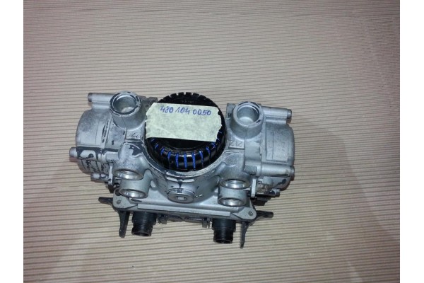 MODULATOR ZAWOR HAMULCOWY EBS WABCO 4801040050 Catalog number of the part 4801040050