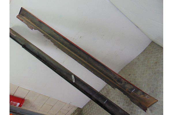 ROJO  ESTRIBOS LATERALES BMW SERIE 3 BERLINA (F30N) 320d Efficient Dynamics ROJO 195593 BMW - 5