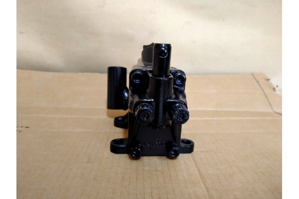 VOLVO FL POMPKA PODNOSZENIA KABINY 21694314 ORYGINA Part manufacturer Volvo OE