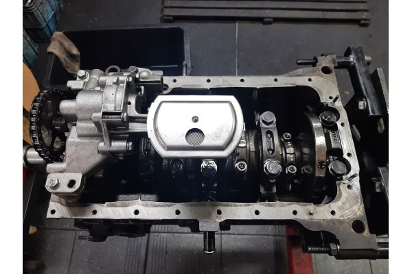 FORD PEUGEOT 2 0 AZBA ENGINE AFTER INSTALLMENT REGENERATION see description Part manufacturer Peugeot OE