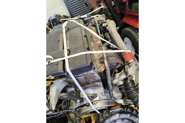 MAN TGL 4 5 D0834 8 180 10 180 engine injection pump turbine set Engine type diesel