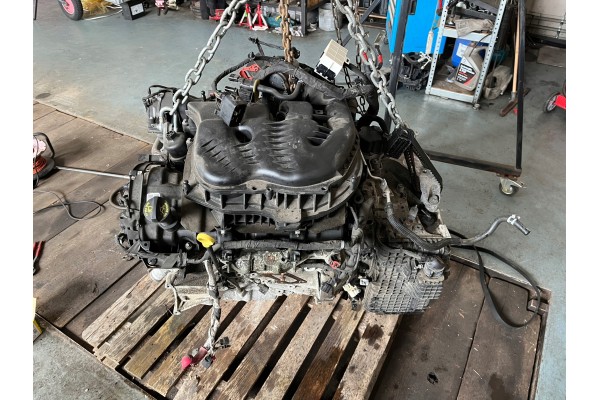 silnik skrzynia 68311479BA i 68229651AE Cherokee kl lift 3 2 benzyna V6