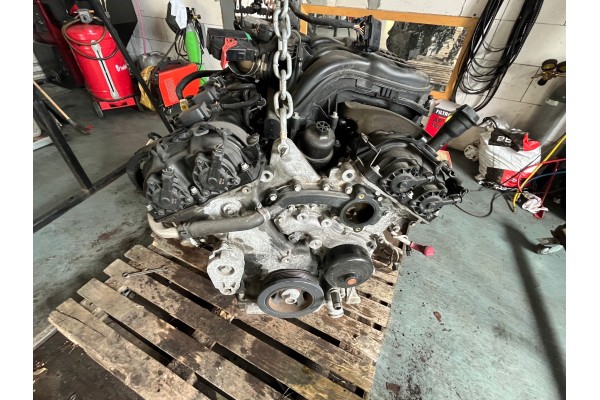 Motor y caja de cambios 68311479BA y 68229651AE para Cherokee KL Lift 