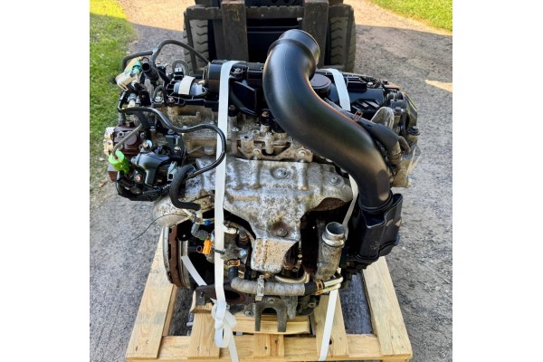 ENGINE COMPLETE M9TB670 2 3 DCI RENAULT MASTER III OPEL MOVANO Engine type diesel