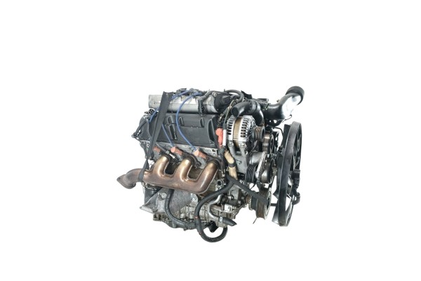 ENGINE COMPLETE LAND ROVER DISCOVERY III 4 0 V6 6G978AA LBYNA 406PN Engine type petrol