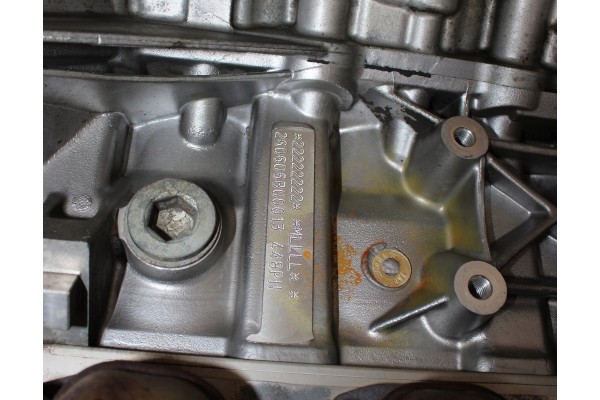 PETROL ENGINE COMPLETE LAND ROVER DISCOVERY III 4 4 V8 AJV8 Quality of parts according to GVO O original with manufacturer s log