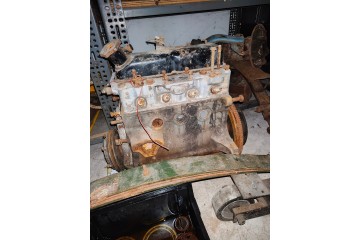 SEAT 850 NIE FIAT 850 SILNIK UZYWANY DRZWI BOTNIKI